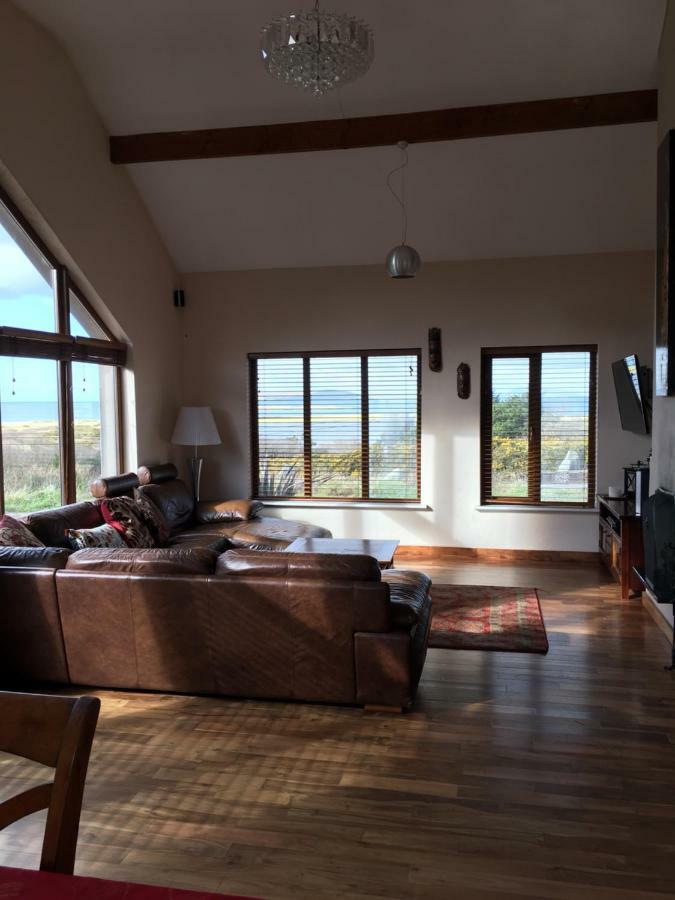 House With Sea Views Close To Beach With Wifi And Large Kitchen And Dining Ardnagreevagh エクステリア 写真