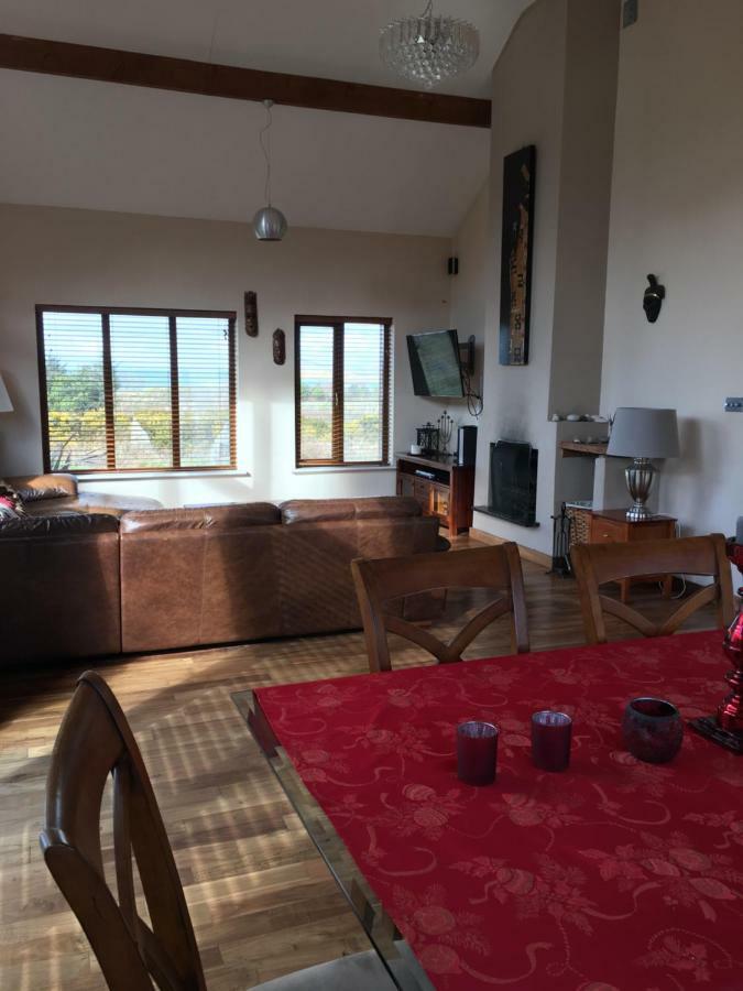 House With Sea Views Close To Beach With Wifi And Large Kitchen And Dining Ardnagreevagh エクステリア 写真